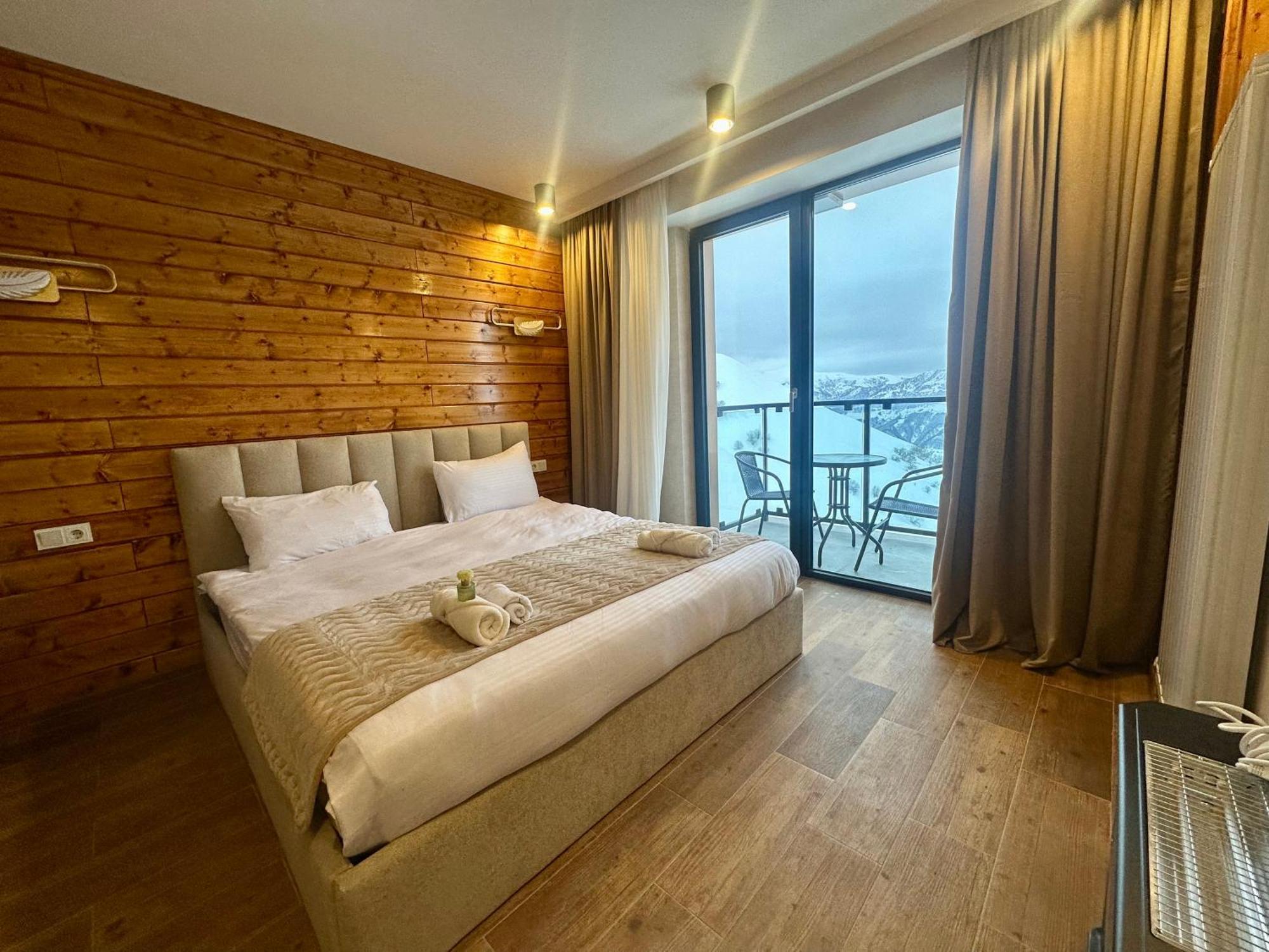 Апартаменты New Gudauri, Sunny Studio, Four Seasons, F3 *